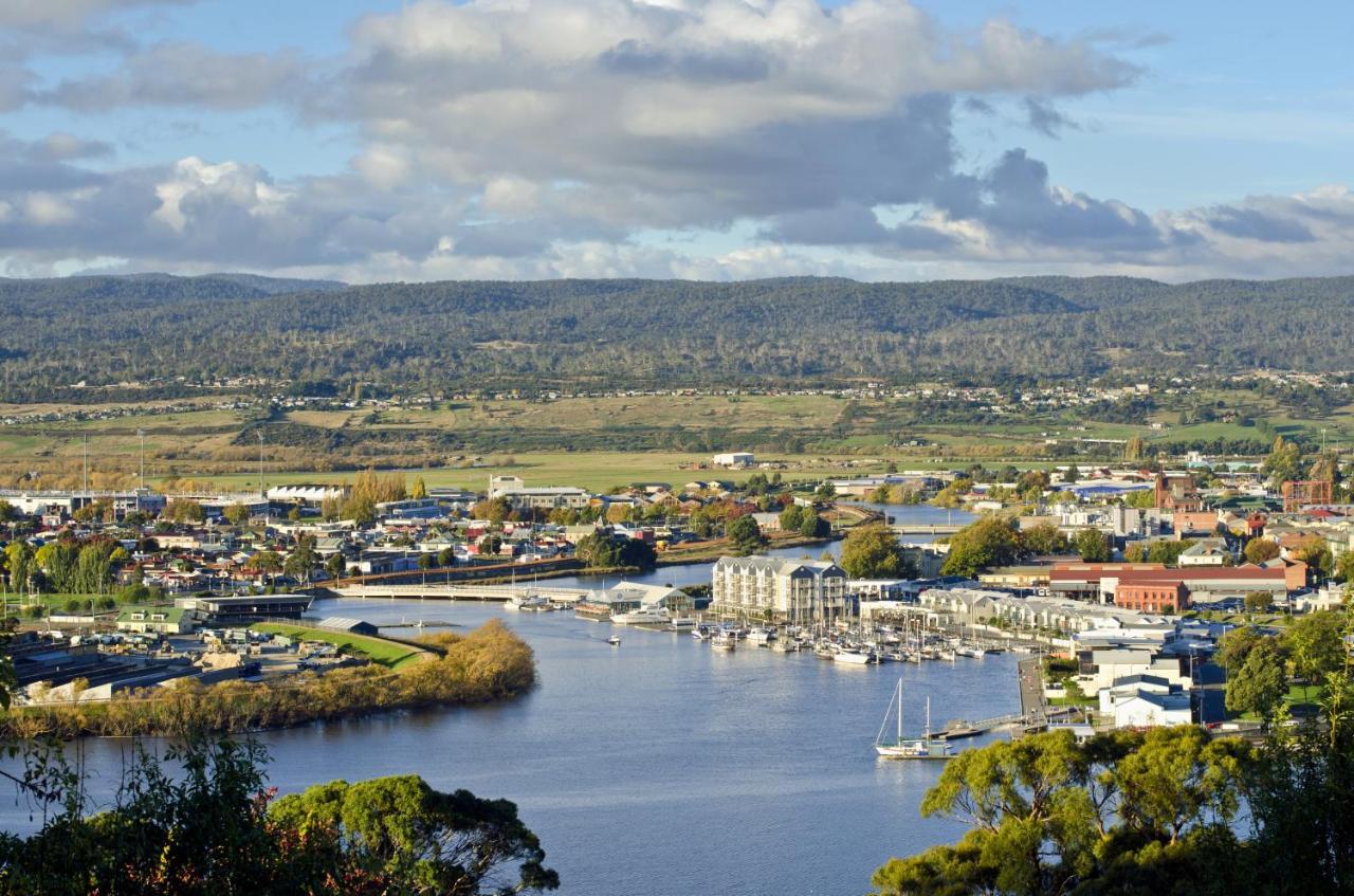 Topiary Haven Launceston Exterior photo